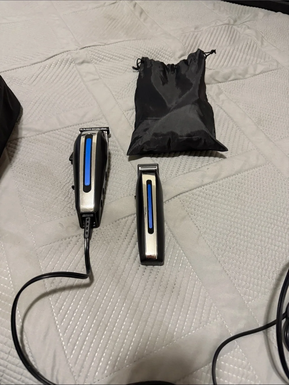 Wahl Men’s Electric Hair Clipper and Trimmer Set - Black with Blue Accents